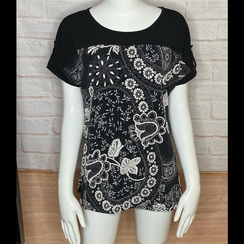 Eva james woman top size M